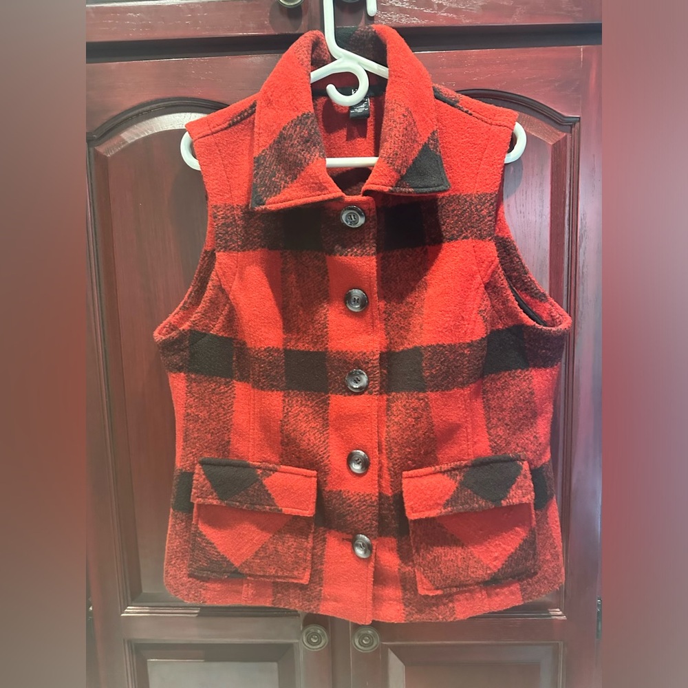 Kial Plaid Vest